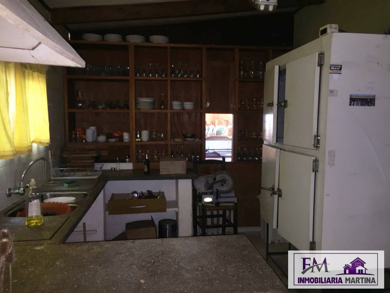 4 BathroomsBathrooms,Local Comercial,Venta/Alquiler,1097