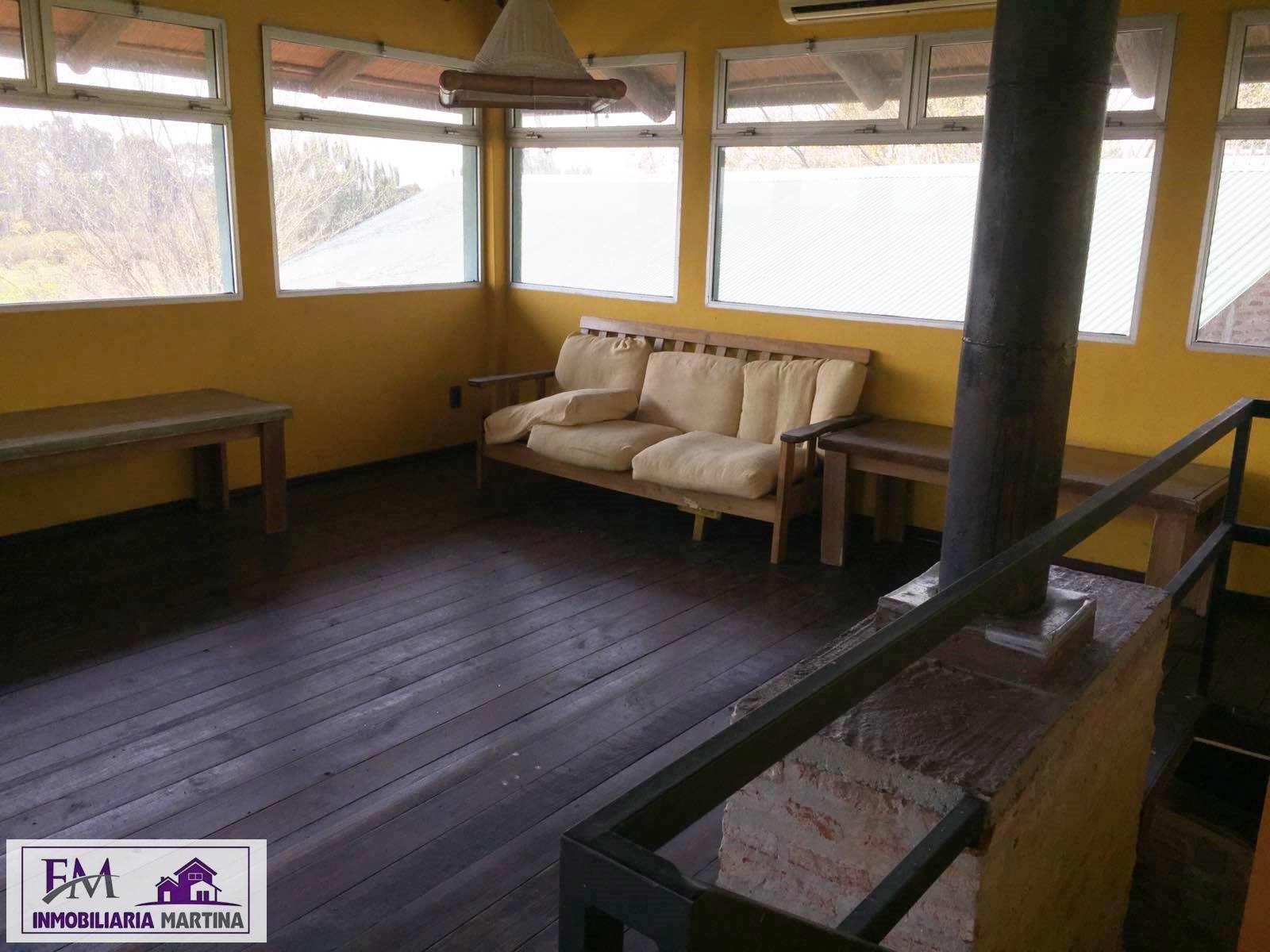 4 BathroomsBathrooms,Local Comercial,Venta/Alquiler,1097